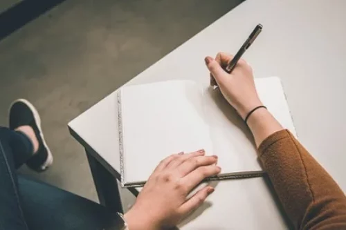 Discours de départ en retraite humour : un modèle et des conseils
