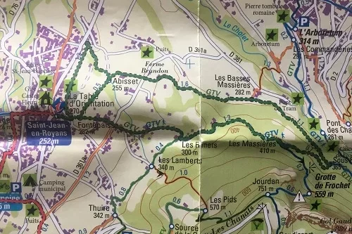Randonnée à Saint-Jean-en-Royans (facile et avec PHOTOS)