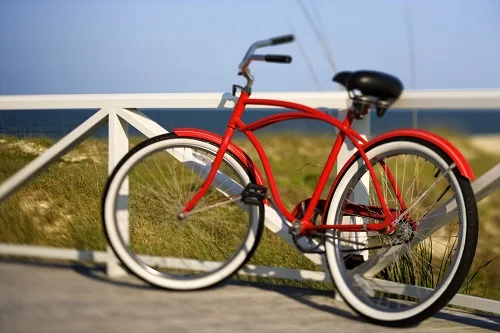 un vélo cruiser ou vélo de plage