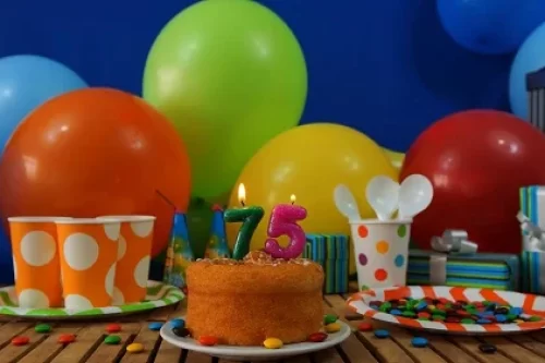 Idées de message et texte d’anniversaire pour les 75 ans